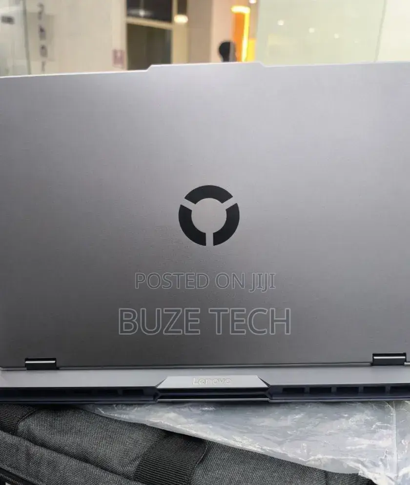 New Laptop Lenovo Legion 5i 32GB Intel Core Ultra 9 SSD 1T