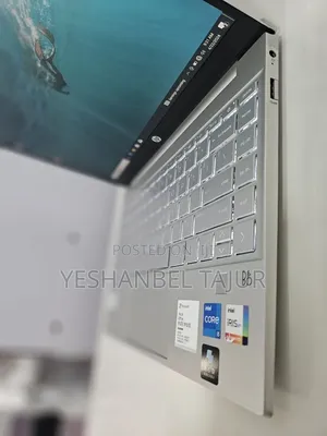 New Laptop HP Pavilion 13 8GB Intel Core i5 SSD 512GB