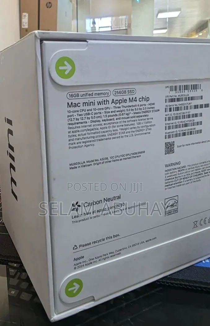 New Laptop Apple MacBook Pro 2024 M4 Max 16GB Apple M4 SSD 256GB