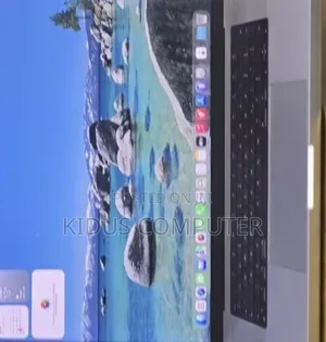 New Laptop Apple MacBook Pro 2020 M1 32GB Apple M1 Pro SSD 512GB