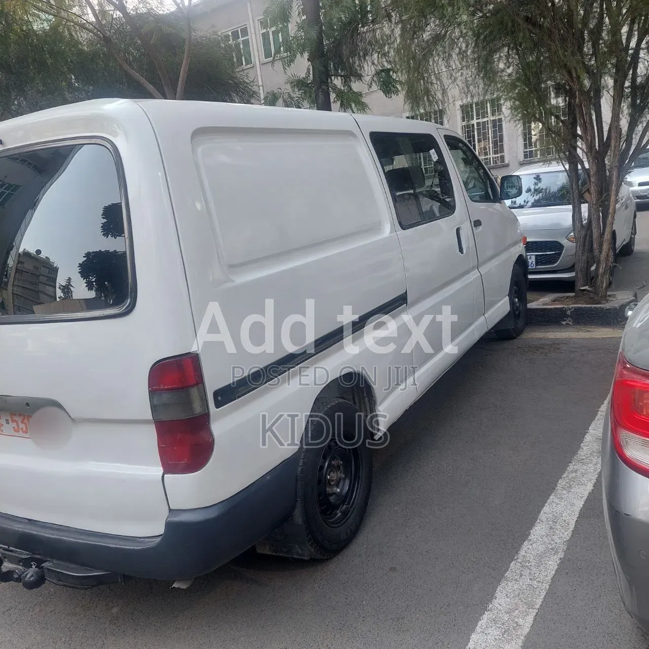 Toyota HiAce 1998 White