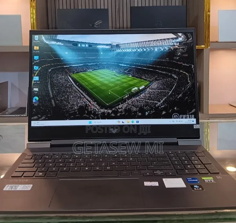 New Laptop HP Victus 16 16GB Intel Core i7 SSD 1T