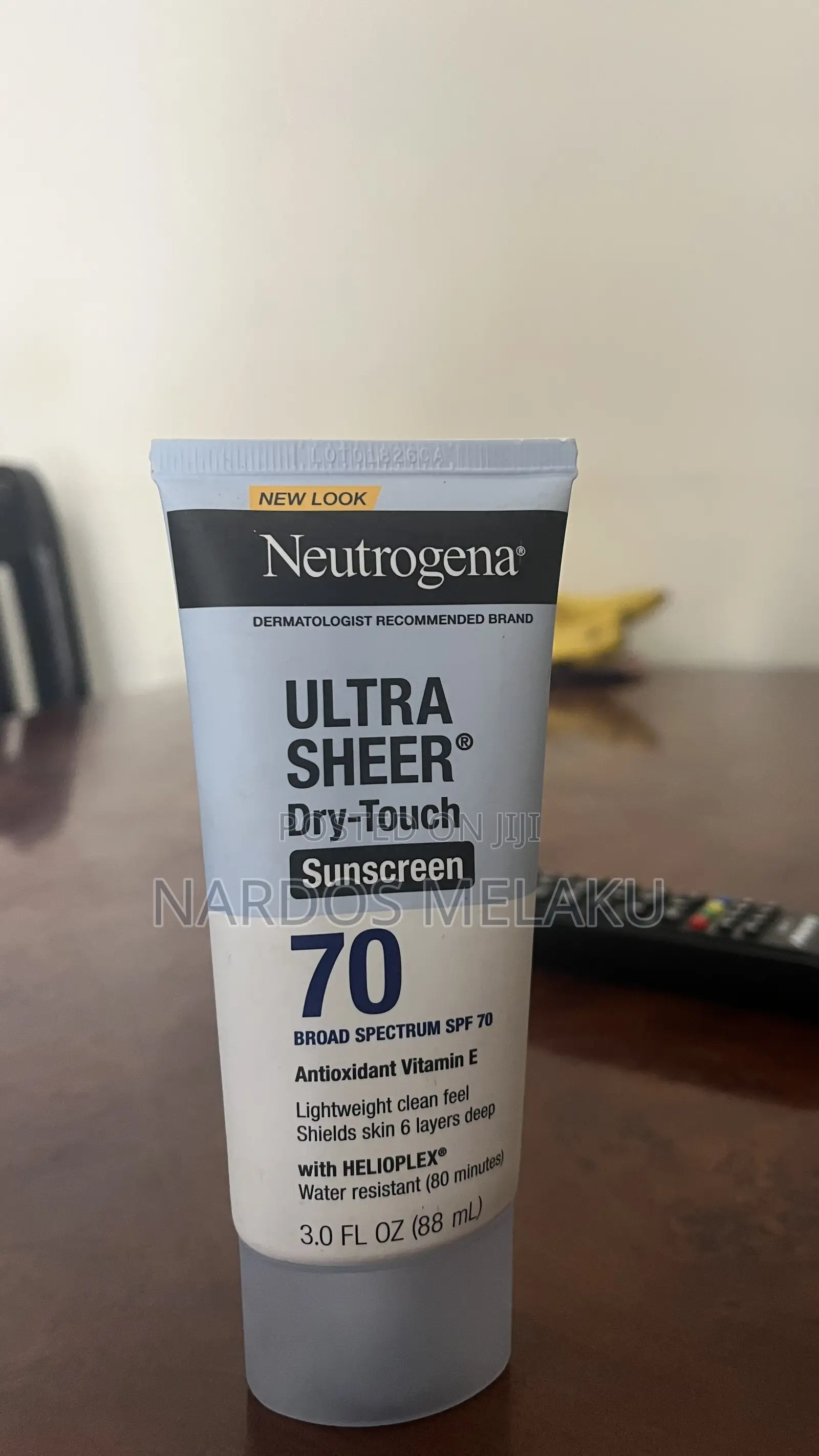 Neutrogena Ultra Sheer Dry-Touch Sunscreen SPF 70 (88 Ml / 3 Oz)