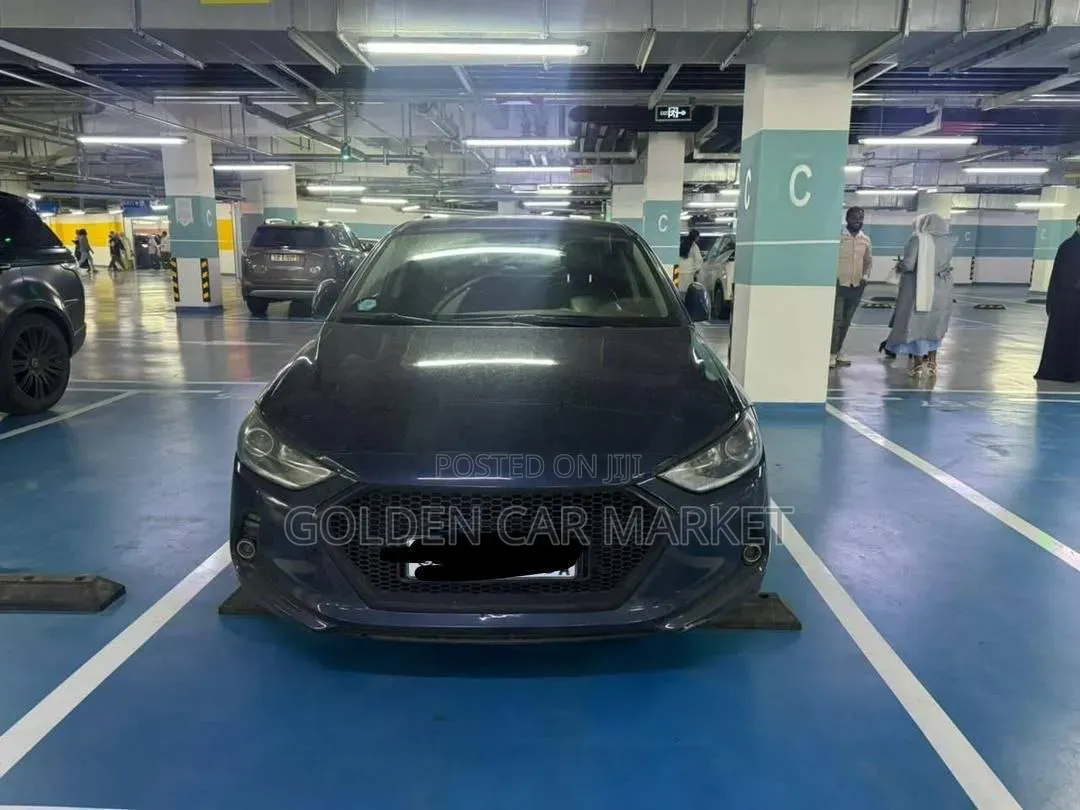 Hyundai Avante 2017 Black