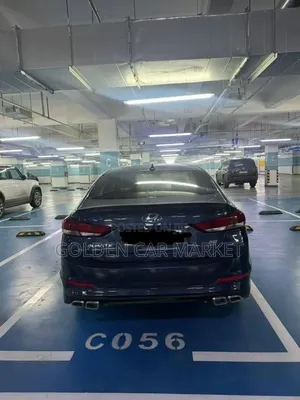 Hyundai Avante 2017 Black