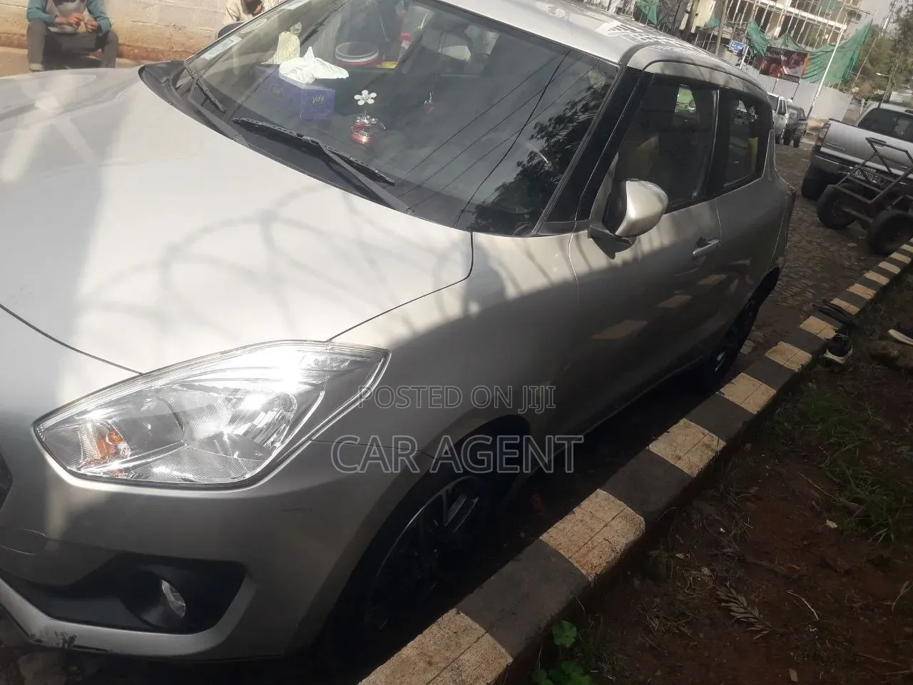 Suzuki Swift 2022 Silver