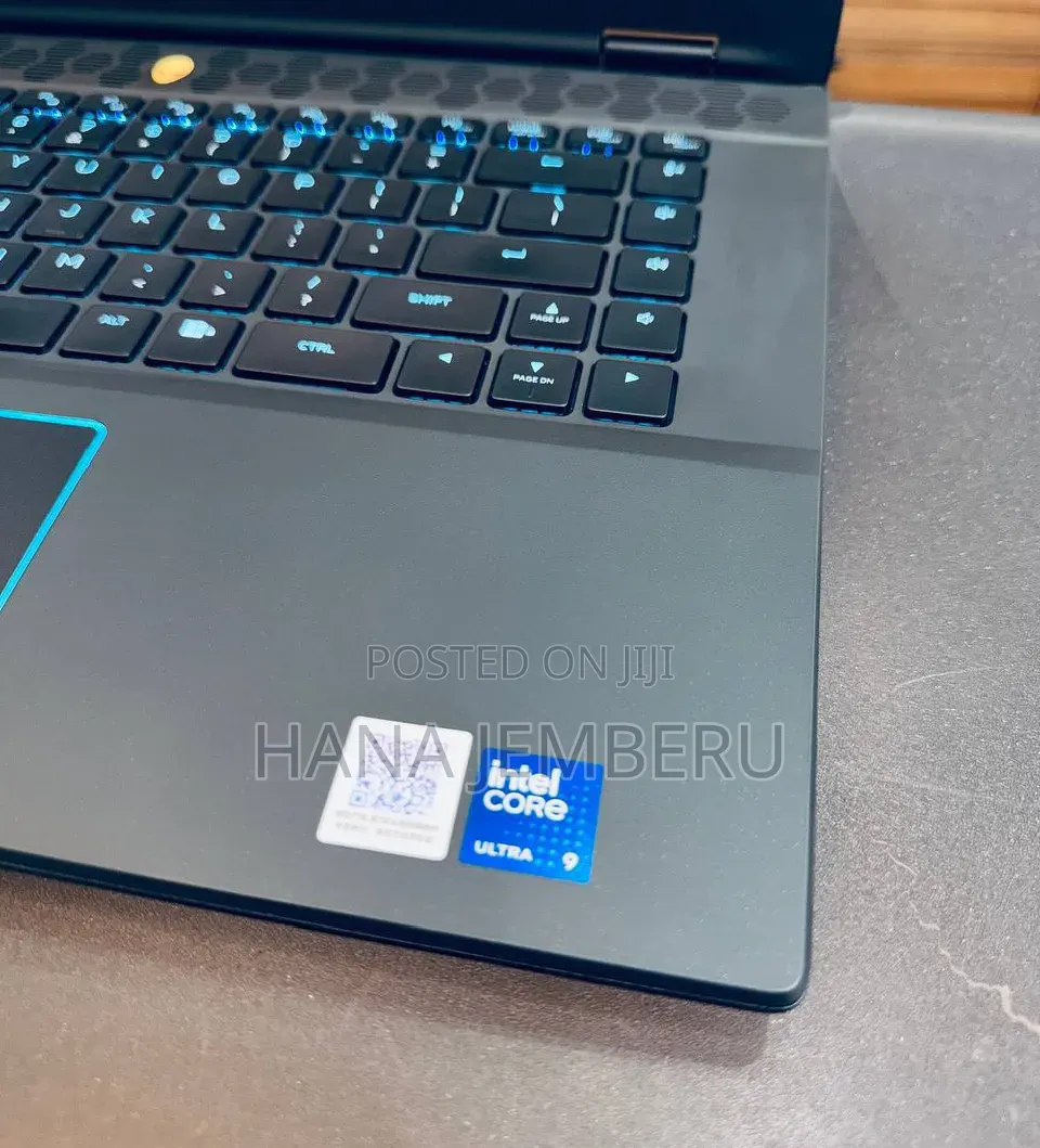 New Laptop Alienware M16 16GB Intel Core Ultra 9 SSD 1T