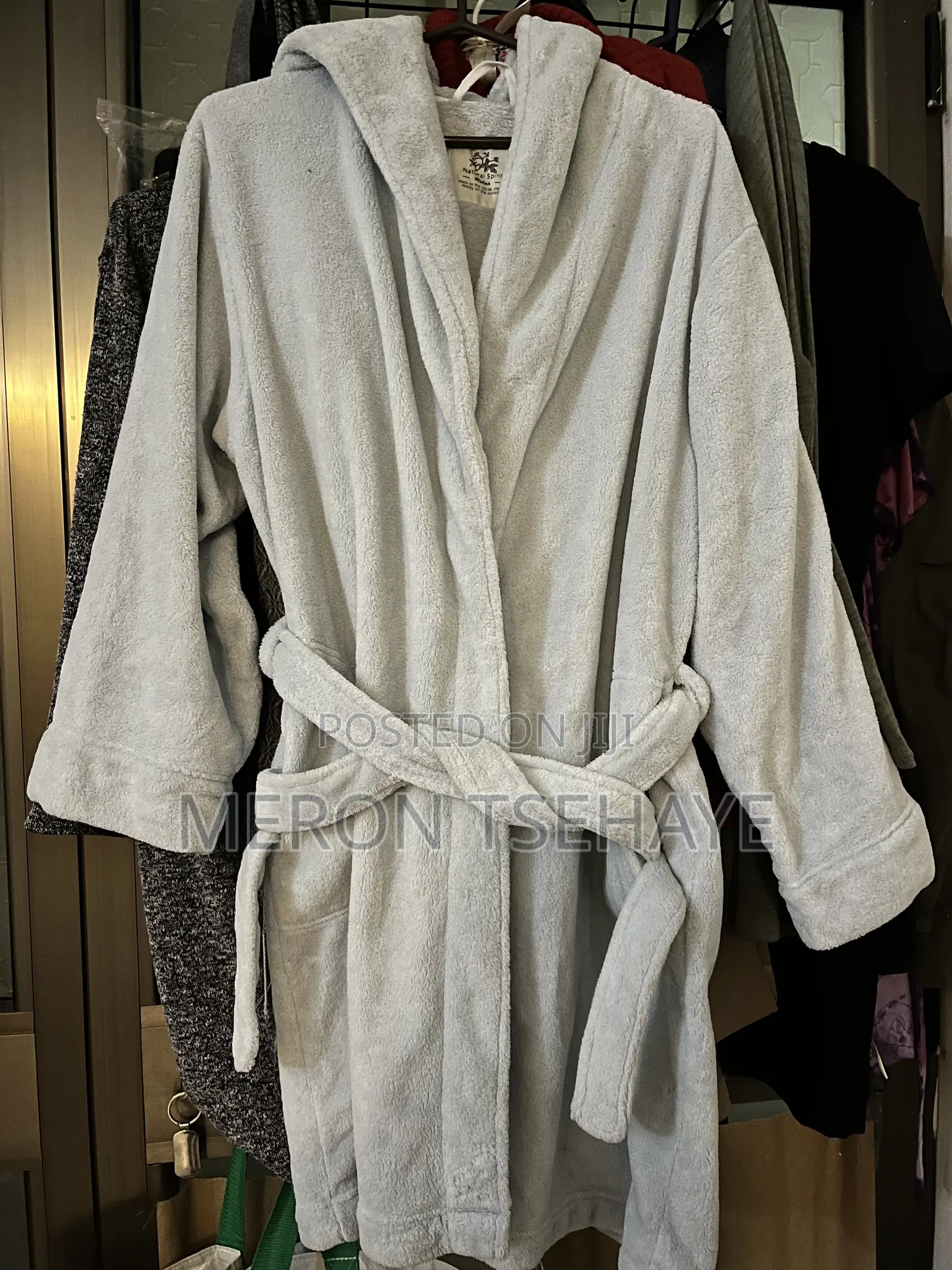 Women's Soft Bathrobe With a Hood (Gawon)