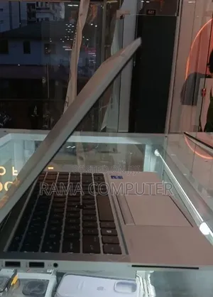 New Laptop HP EliteBook 840 G8 16GB Intel Core i7 SSD 512GB