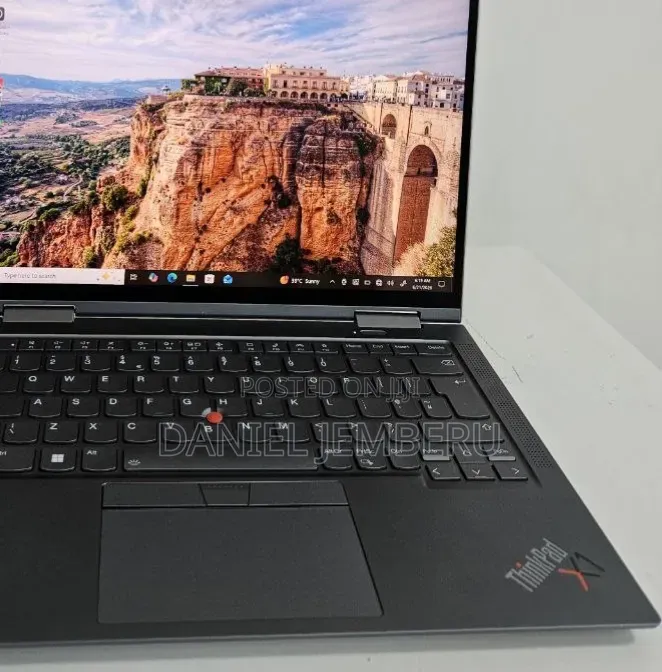 New Laptop Lenovo ThinkPad X1 Yoga 16GB Intel Core i7 SSD 512GB