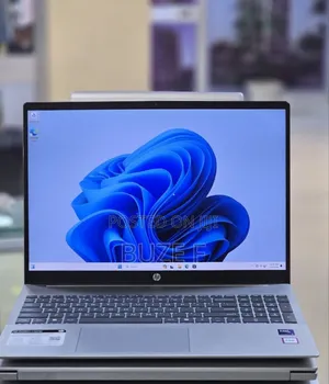 New Laptop HP Pavilion 15 8GB Intel Core Ultra 5 SSD 512GB