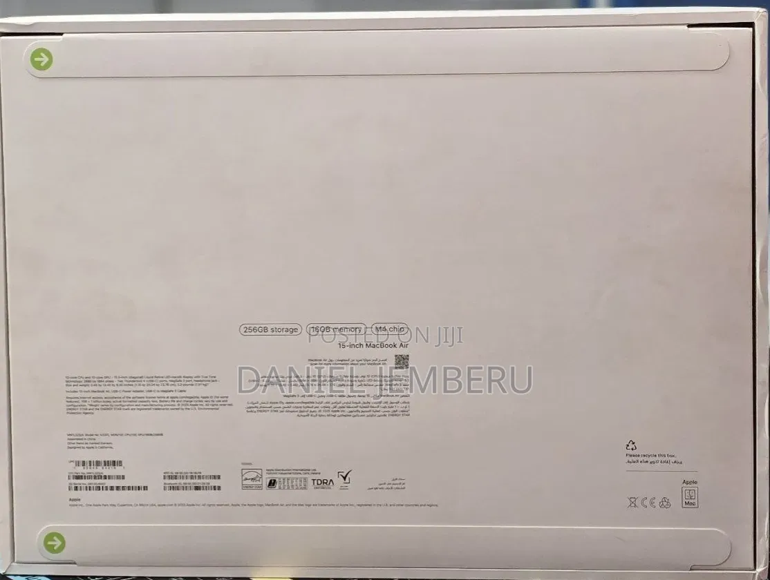 New Laptop Apple MacBook Air 16GB Apple M4 Max SSD 256GB