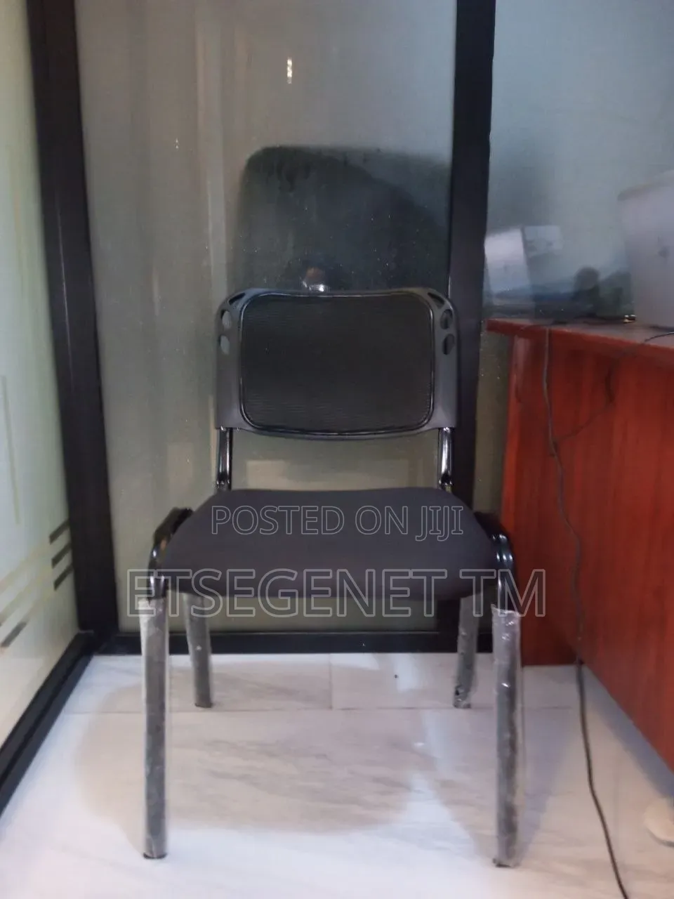 Four Leg Office Chair and Office Table