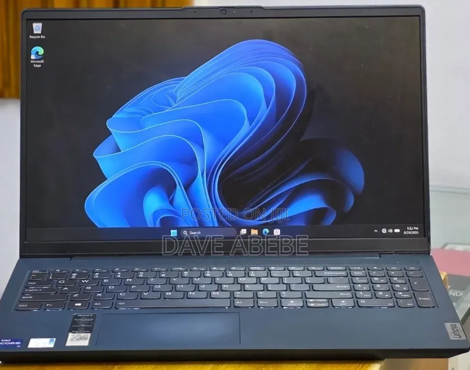 New Laptop Lenovo 16GB Intel Core i7 SSD 512GB