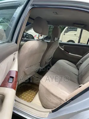 Toyota Corolla 2005 Silver
