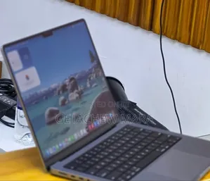 New Laptop HP EliteBook 1040 G6 16GB Intel Core i7 SSD 512GB