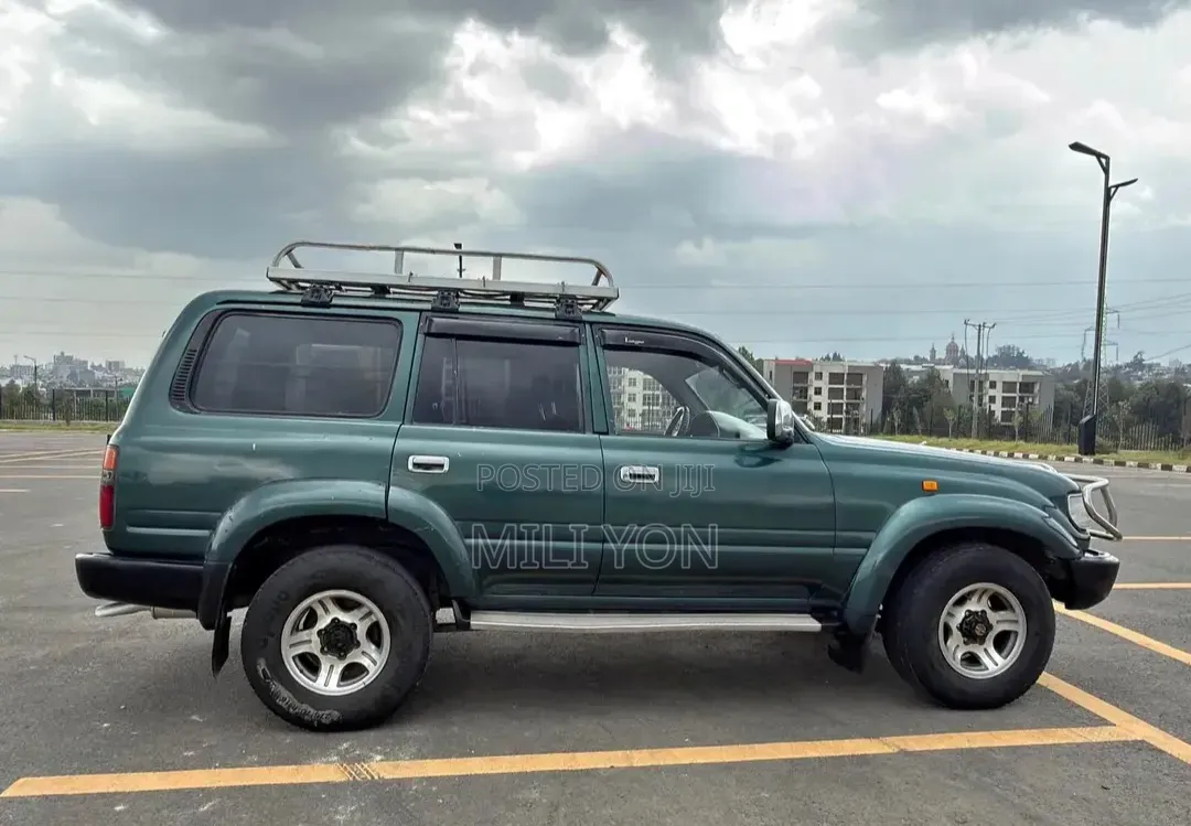 Toyota Land Cruiser 1993 Green