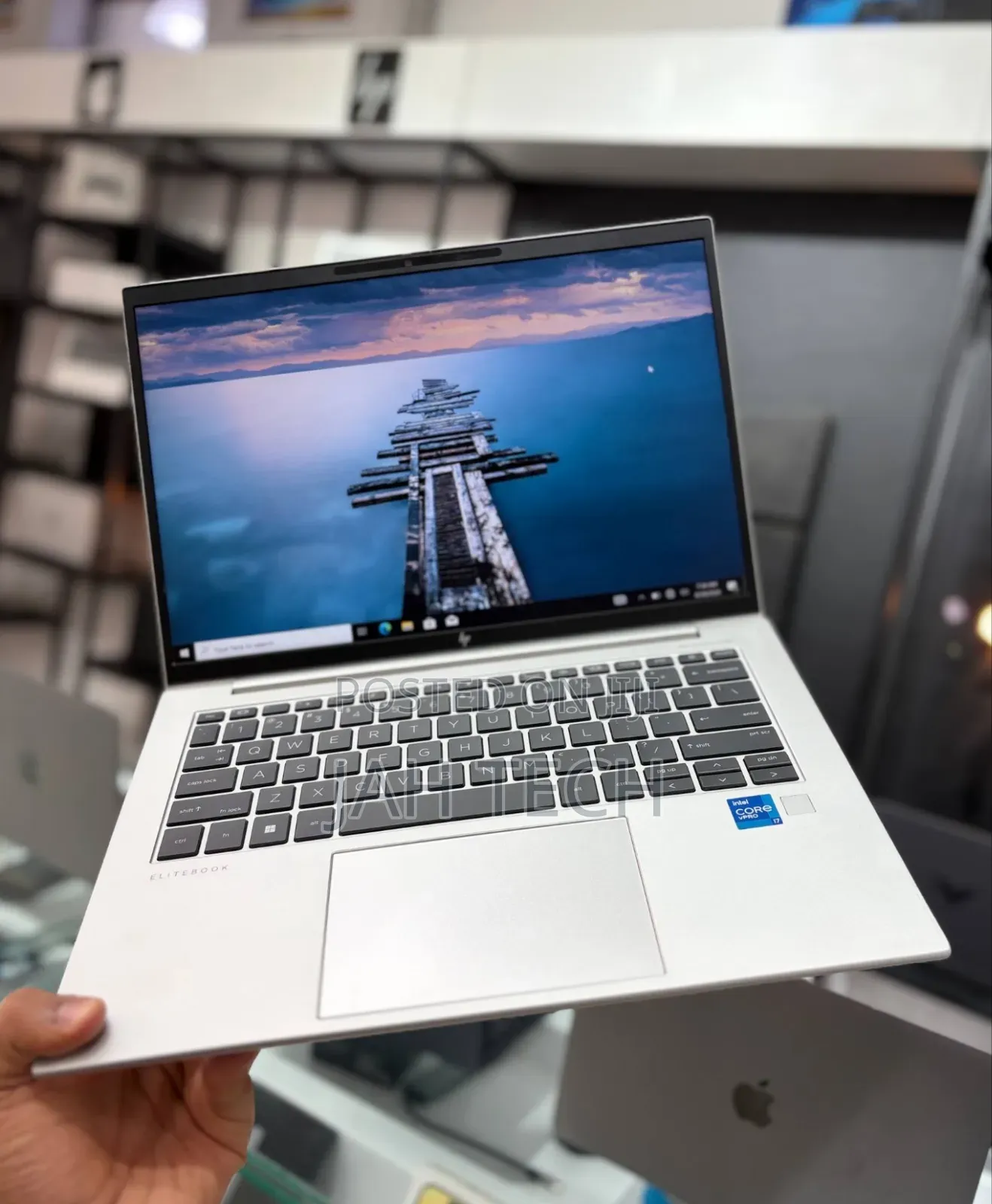 New Laptop HP EliteBook 840 G9 16GB Intel Core i7 SSD 512GB