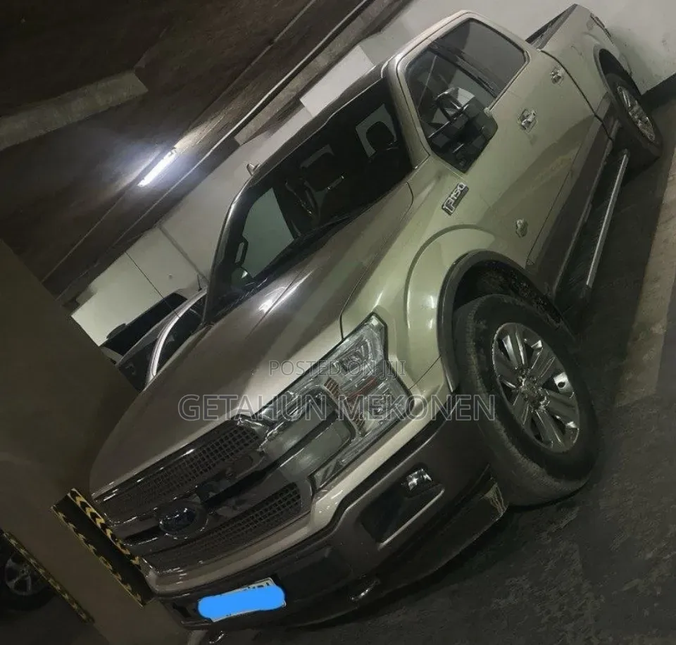 Ford F-150 2017 Gold