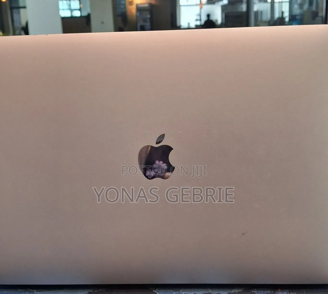 New Laptop Apple MacBook 8GB Intel Core i5 SSD 256GB
