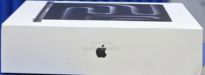 New Laptop Apple MacBook Pro 2025 M5 24GB Apple M5 Pro SSD 1T