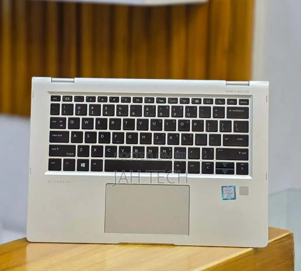New Laptop HP EliteBook X360 1030 16GB Intel Core i5 SSD 512GB