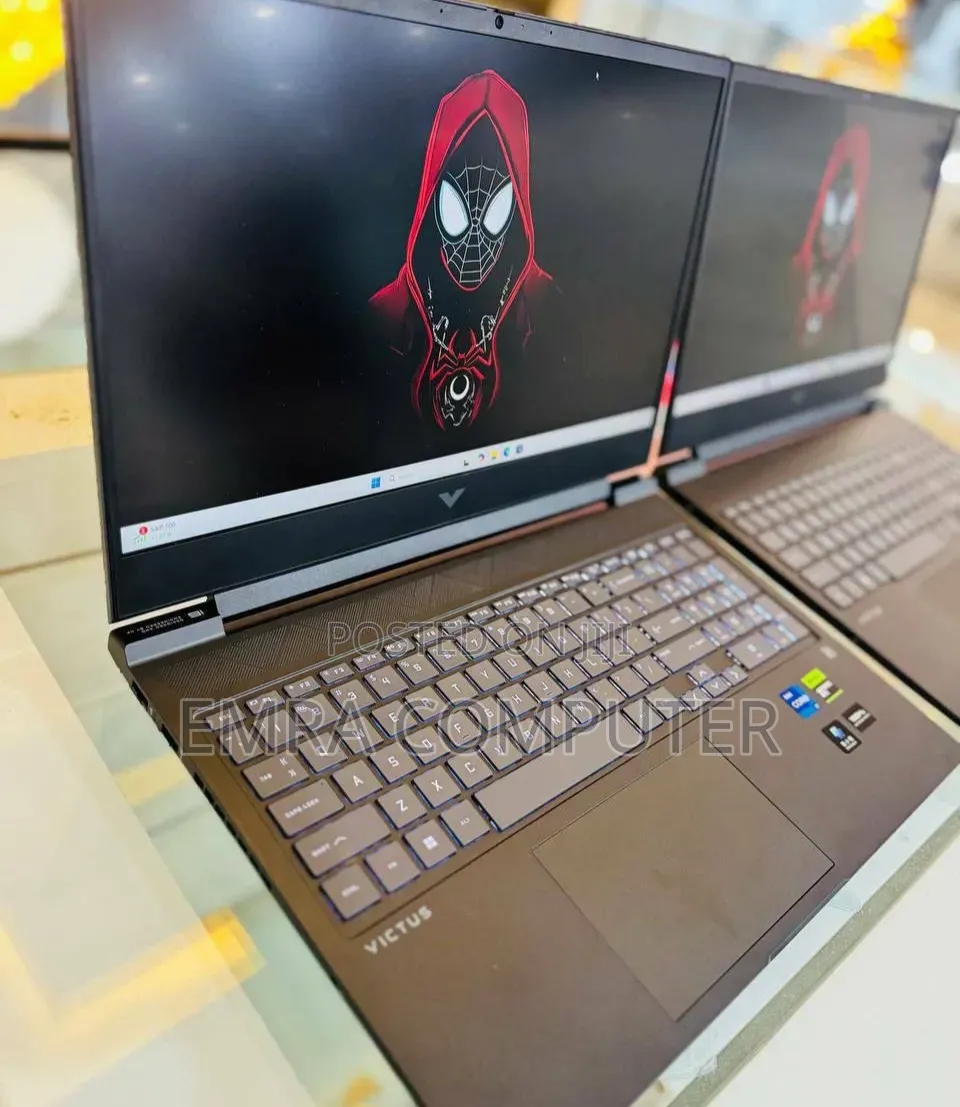 New Laptop HP 16GB Intel Core i7 SSD 1T
