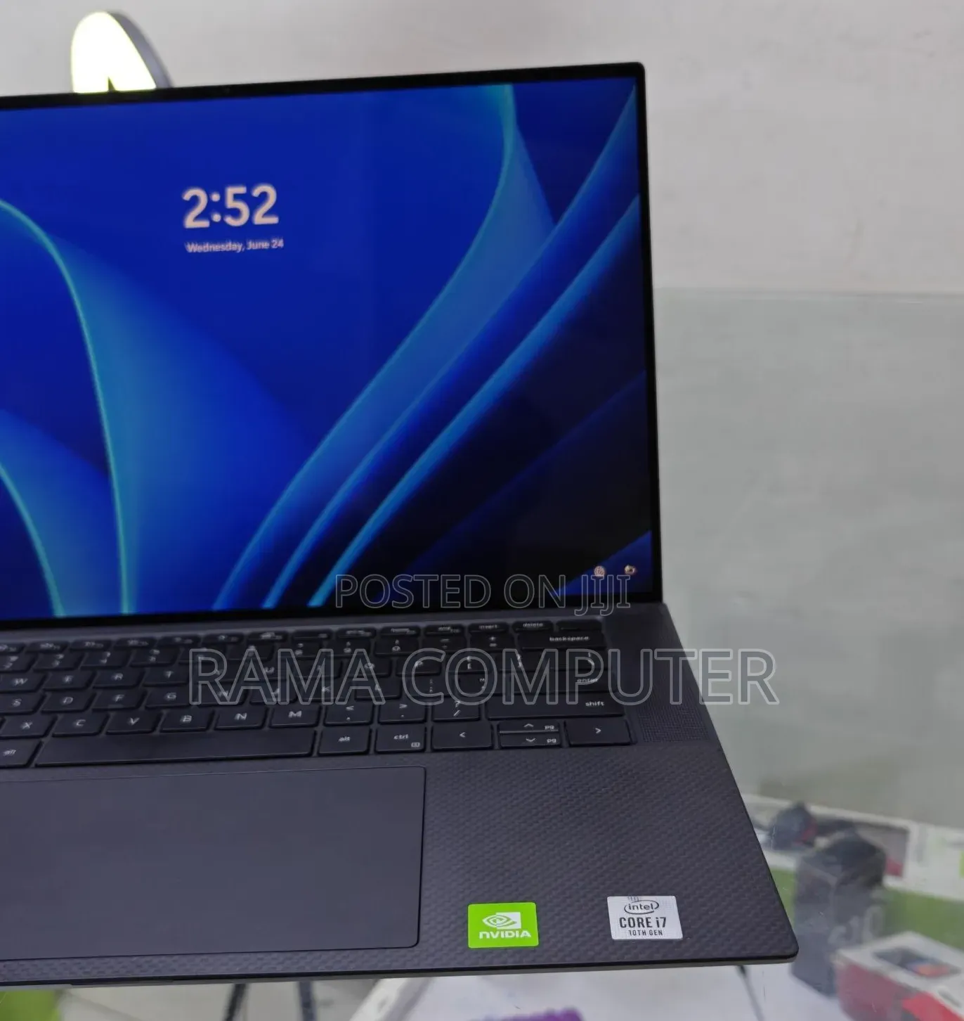 New Laptop Dell 16GB Intel Core i7 SSD 512GB