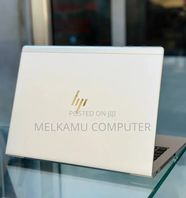 New Laptop HP EliteBook 830 G5 16GB Intel Core i7 SSD 512GB