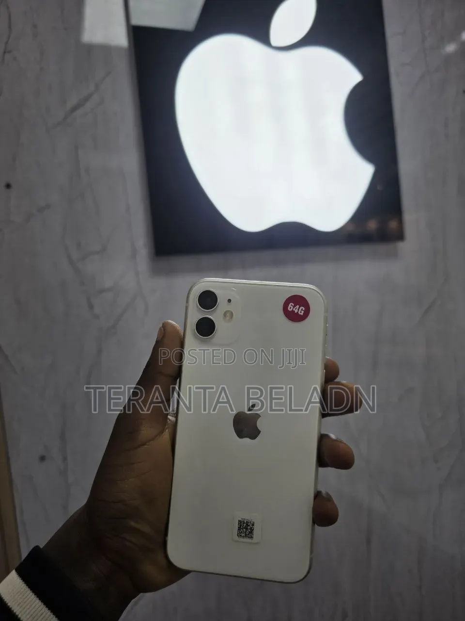 New Apple iPhone 11 64 GB White