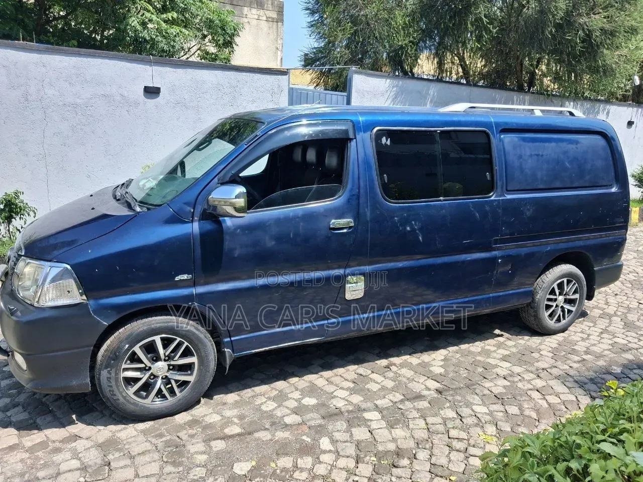 Toyota HiAce 2008 Silver