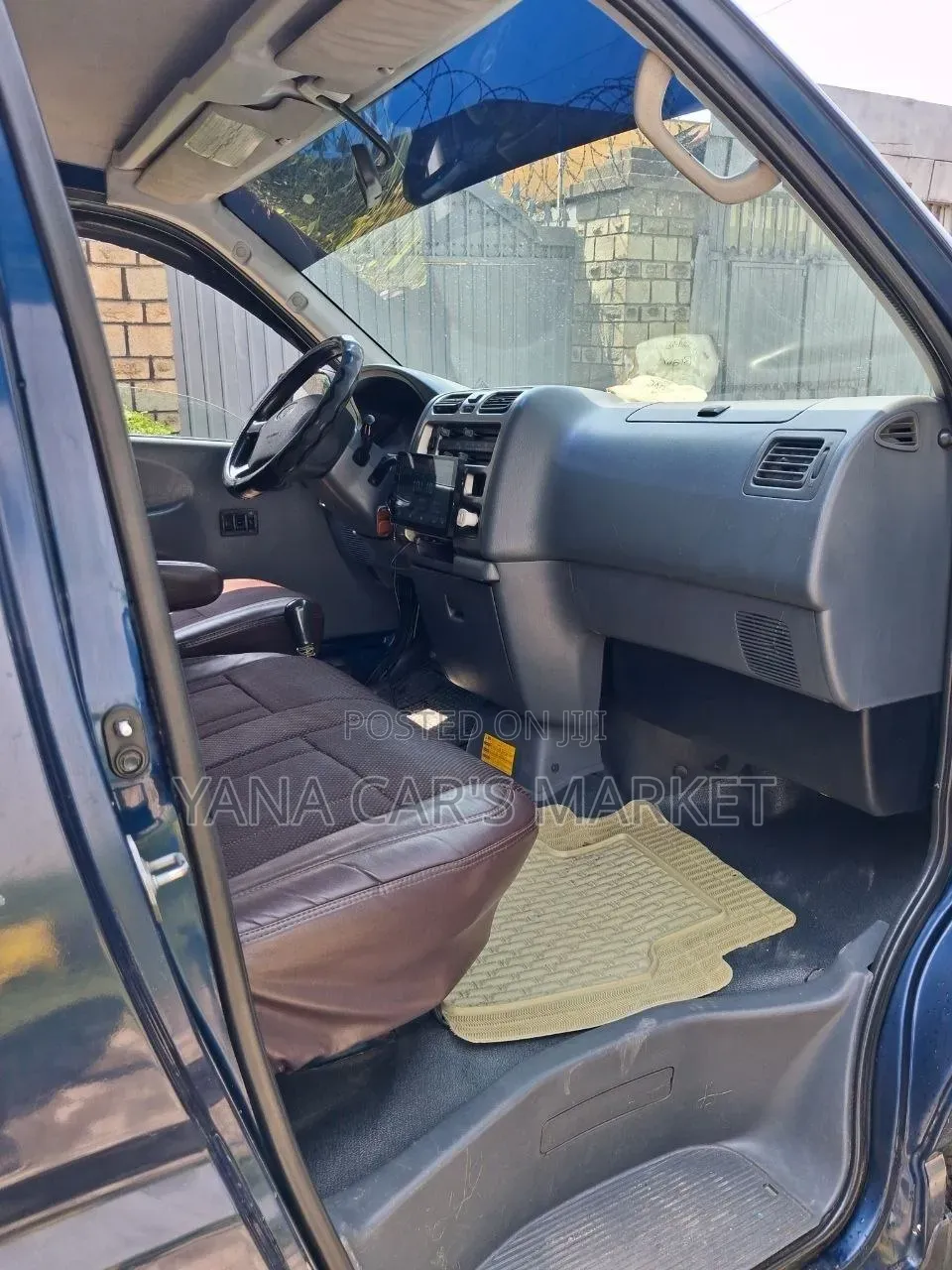 Toyota HiAce 2008 Silver