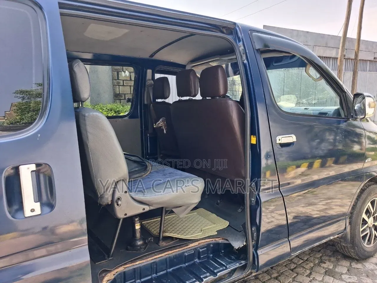 Toyota HiAce 2008 Silver