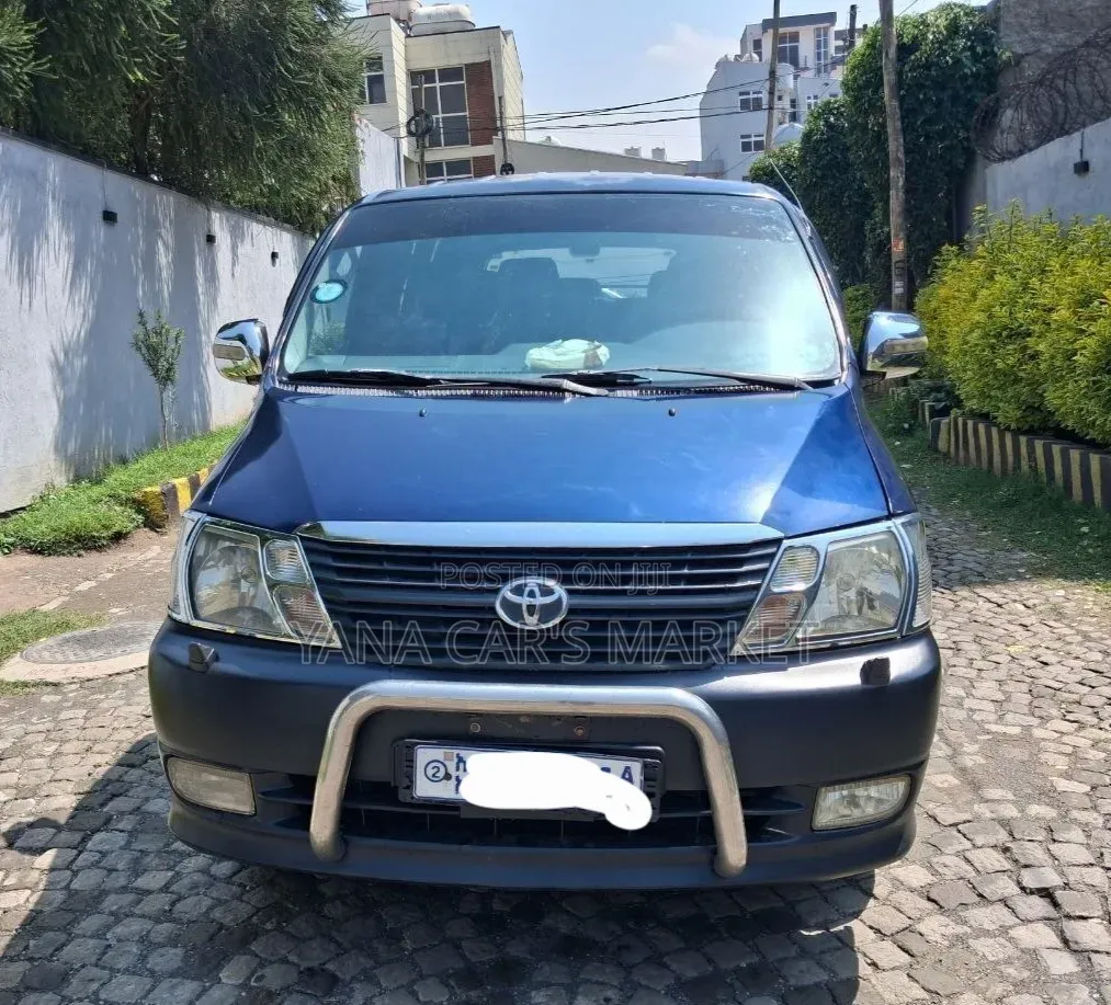 Toyota HiAce 2008 Silver