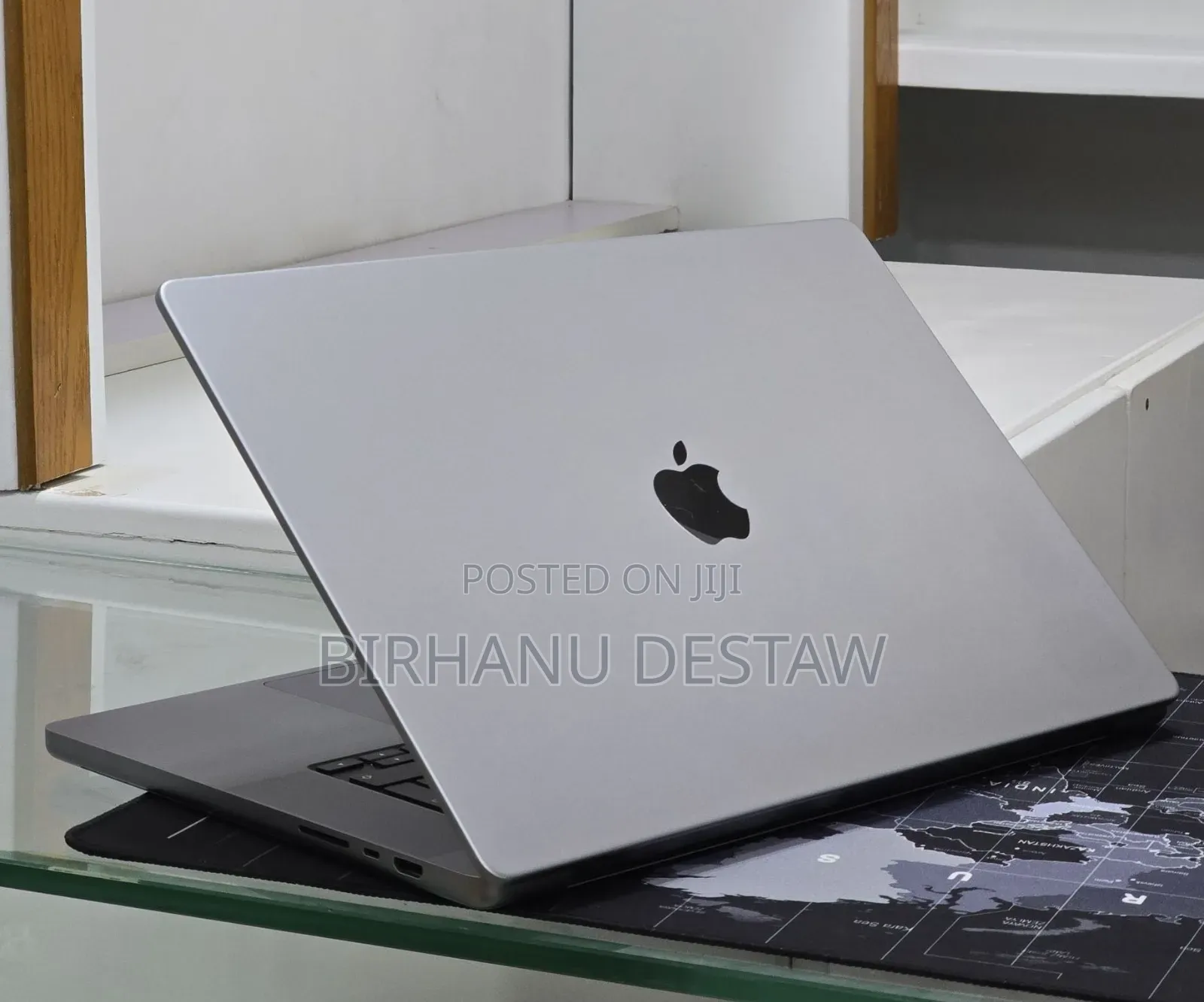 New Laptop Apple MacBook 32GB Apple M1 Max SSD 1T