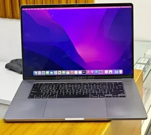 New Laptop Apple MacBook Pro 2018 32GB Intel Core i9 SSD 2T