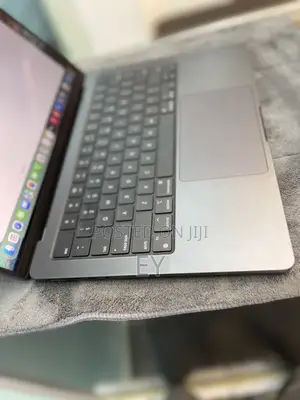 Laptop Apple MacBook Pro 2024 M4 Pro 24GB Apple M4 Pro eMMC 512GB