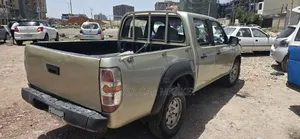 Mazda BT-50 2010 Beige