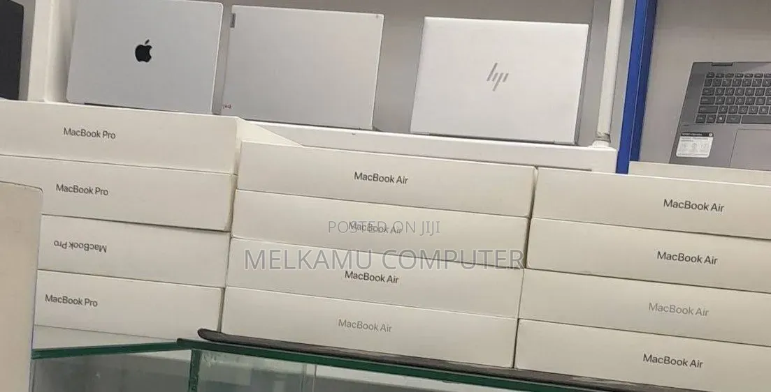 New Laptop Apple MacBook Air 2026 M5 16GB Apple M5 SSD 512GB