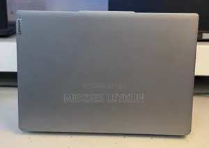 New Laptop Lenovo Yoga 7i 16GB Intel Core i7 SSD 512GB