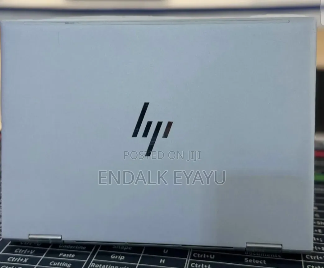 New Laptop HP EliteBook 830 G9 16GB Intel Core i7 SSD 512GB