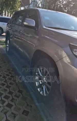Toyota Land Cruiser Prado 2021 Blue