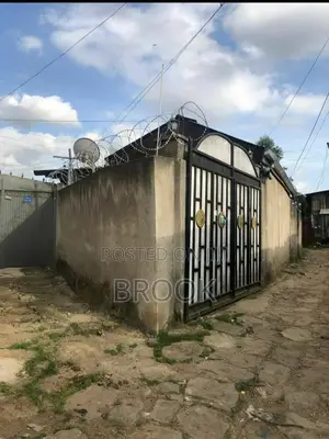 2bdrm House in Addis Abeba, Arada for sale