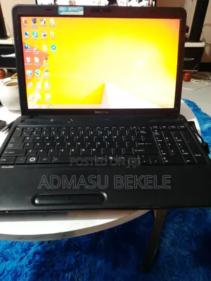 Laptop Toshiba 4GB HDD 500GB