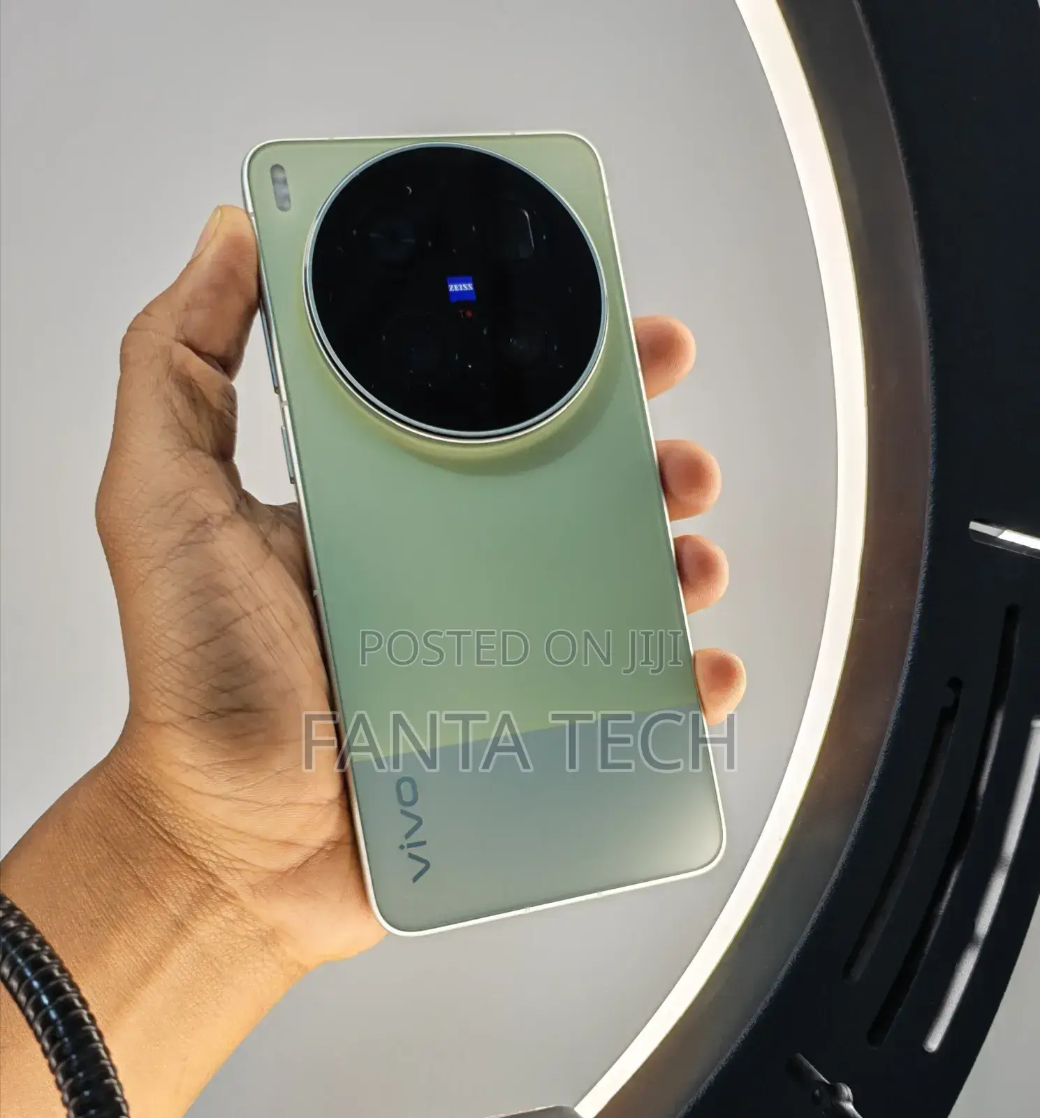 New Vivo X300 Ultra 512 GB Green