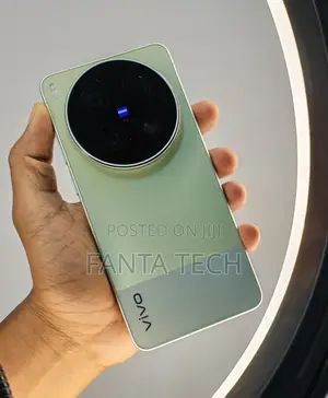 New Vivo X300 Ultra 512 GB Green