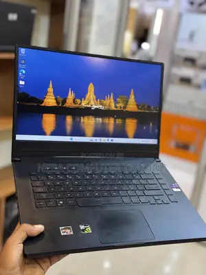 New Laptop Asus ROG Zephyrus M15 GU502LU 16GB AMD Ryzen 7 SSD 512GB
