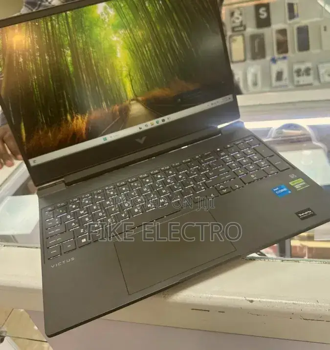New Laptop HP Victus 15 16GB Intel Core i5 SSD 512GB