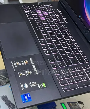 New Laptop Dell 8GB Intel Core i5 SSD 256GB