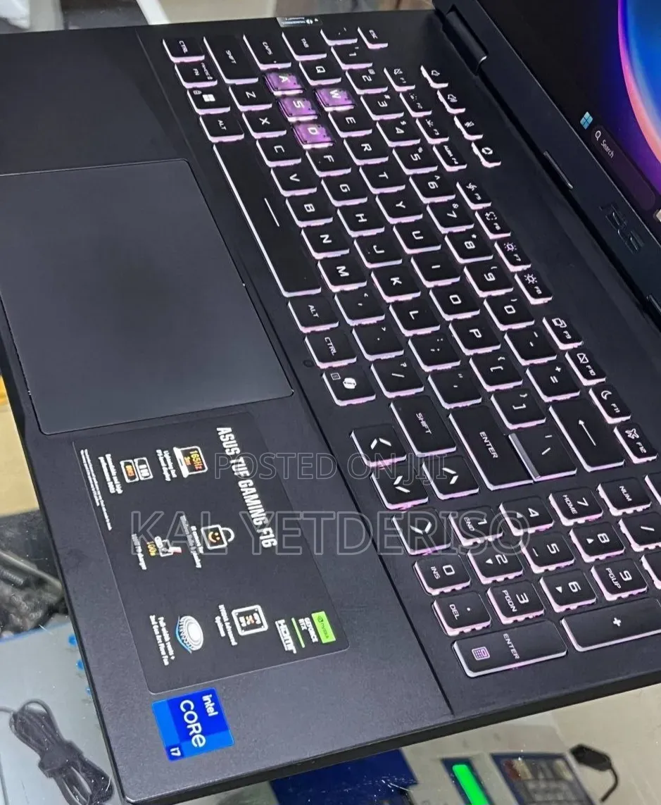 New Laptop Dell 8GB Intel Core i5 SSD 256GB